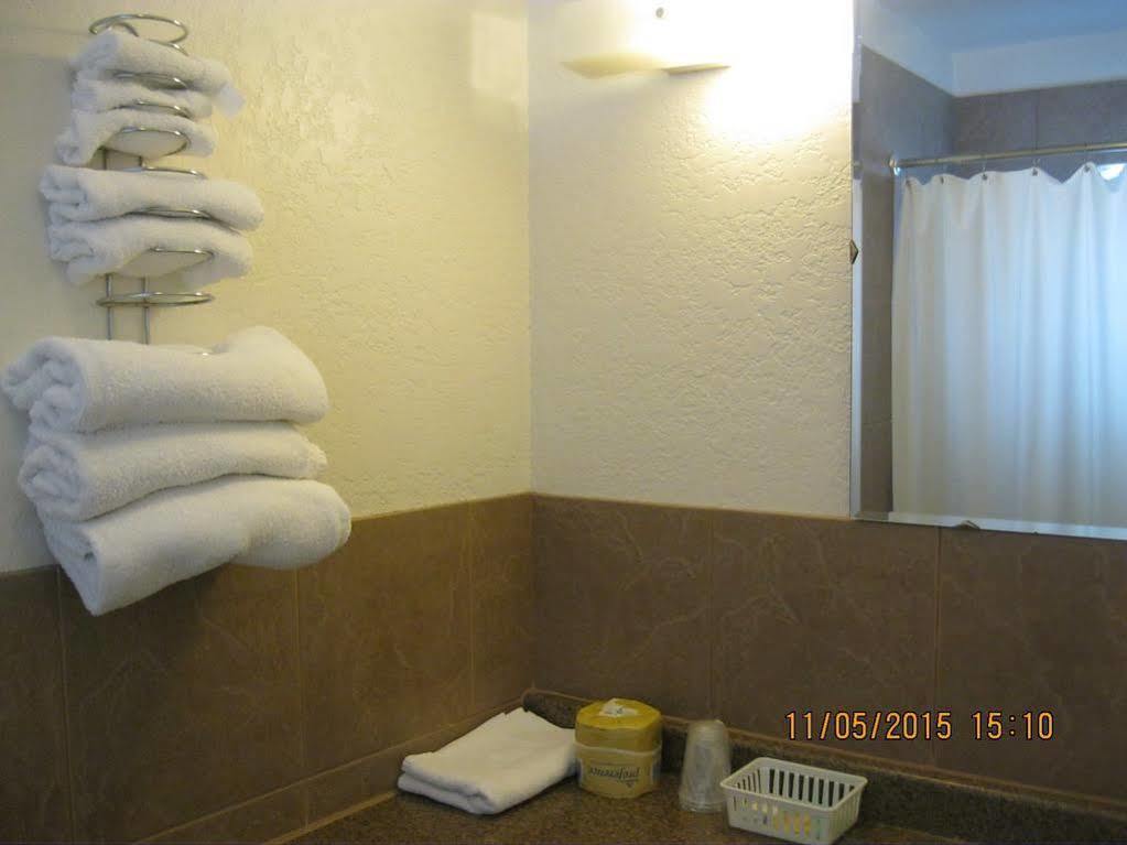 Circle S Lodge Gering ภายนอก รูปภาพ